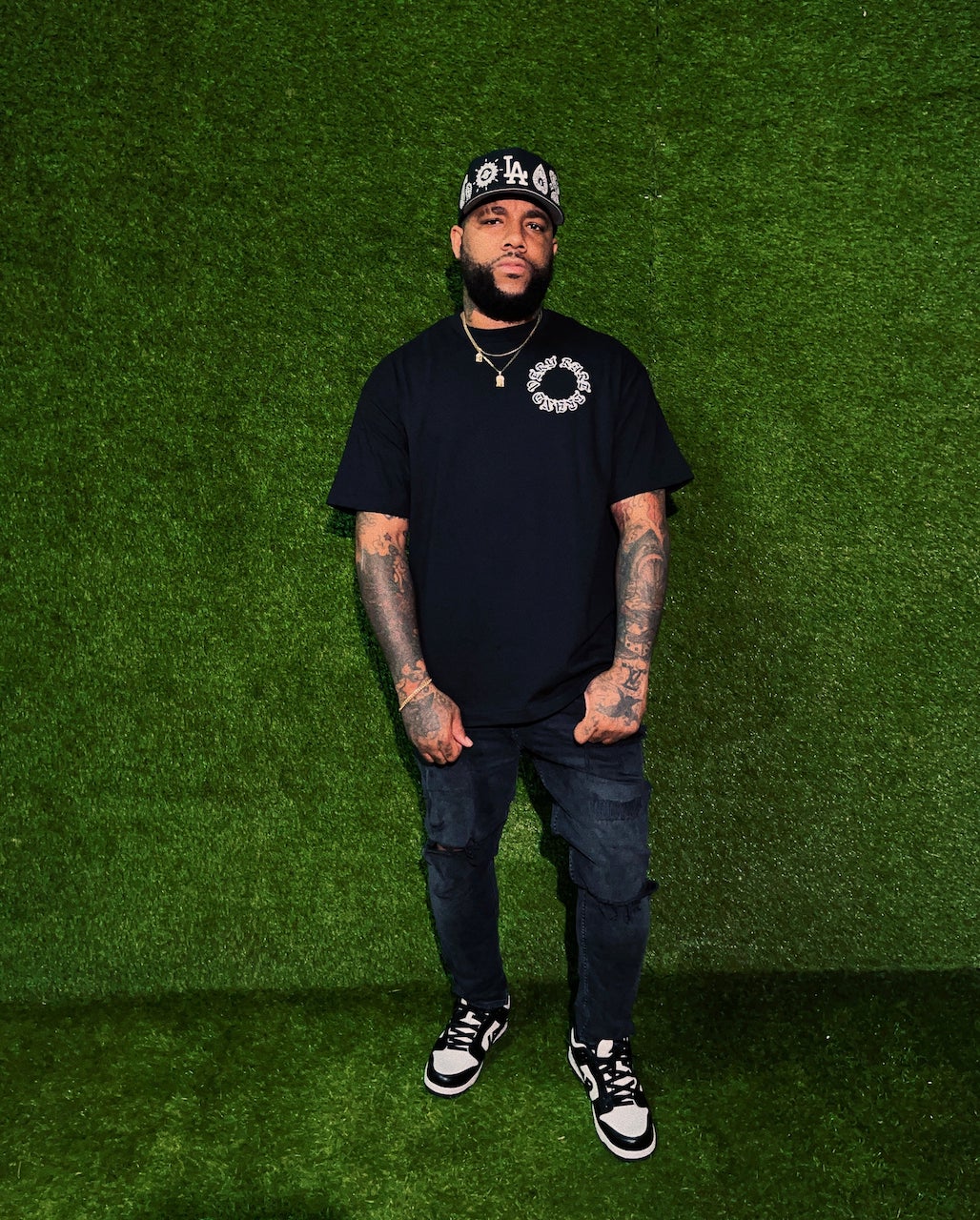 Very Rare Old English Tee