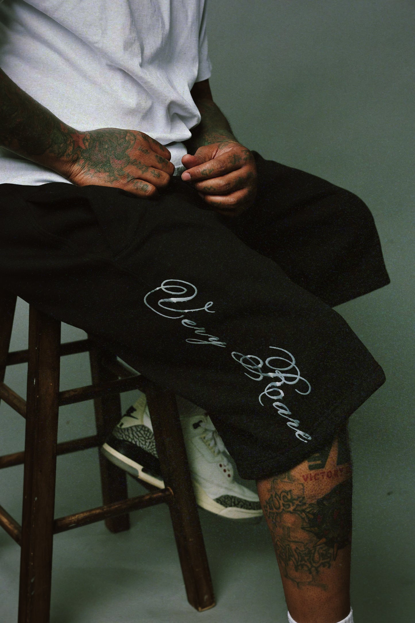 Very Rare Calligraphy Sweatshort